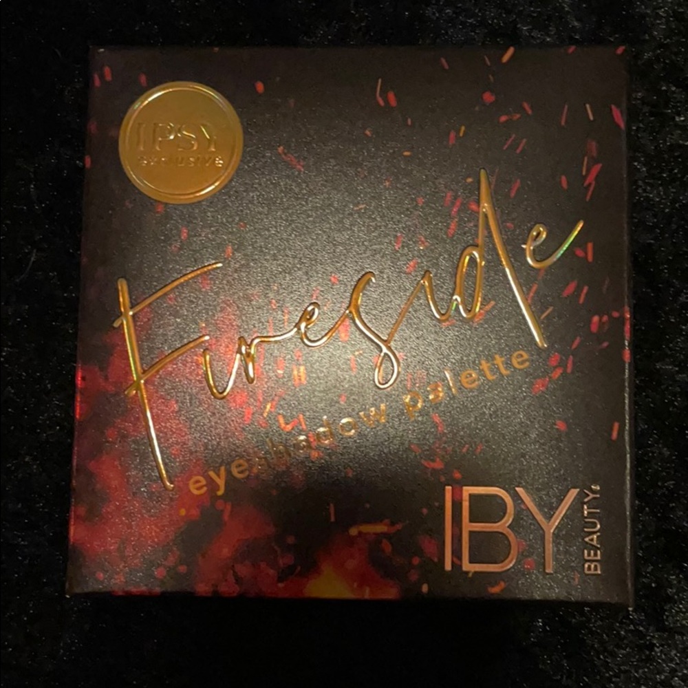 IBY Fireside eyeshadow palette